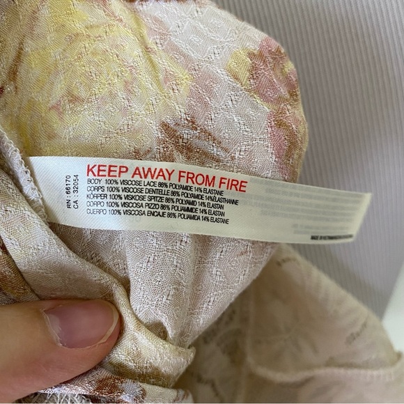 Free People Intimately Everything's Rosy Bodysuit In Tea Combo SZ XS Bell Sleeve - Picture 11 of 16